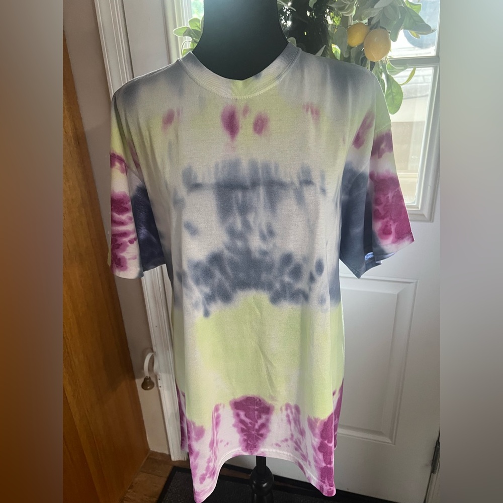 Tie-Dye T-Shirt in Purple, Blue, and Yellow, EUC